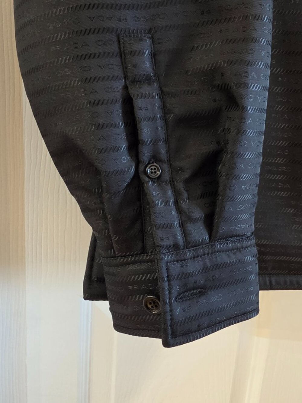 PRADA Re-Nylon Triangle-Logo Jacket - Picture 5 of 15